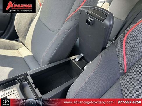 Used 2024 Toyota Prius Prime FWD image 35