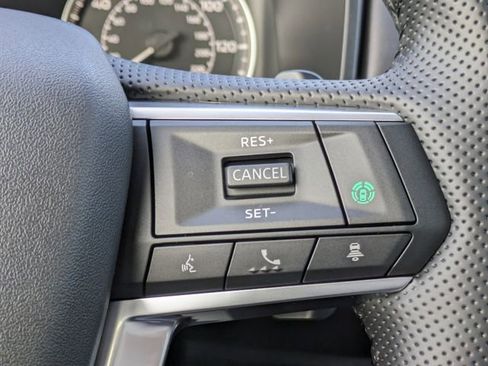 New 2025 Mitsubishi Outlander SE image 29