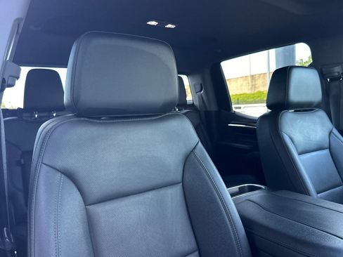 Used 2023 GMC Sierra 1500 SLT w/ SLT Premium Plus Package AWD/4WD image 16