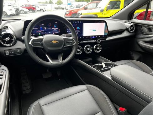 Used 2024 Chevrolet Blazer EV LT AWD/4WD image 22