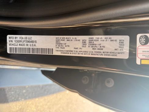 Used 2025 RAM 1500 Laramie AWD/4WD image 35