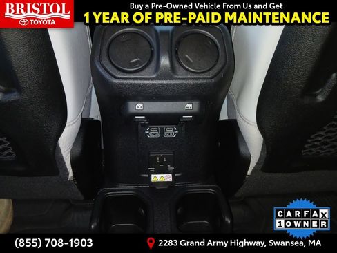Used 2023 Jeep Gladiator Mojave w/ Cold Weather Group image 21