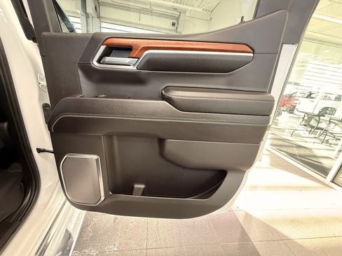 Used 2022 GMC Sierra 1500 Denali image 45