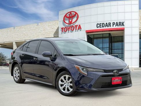 Used 2026 Toyota Corolla LE FWD image 1