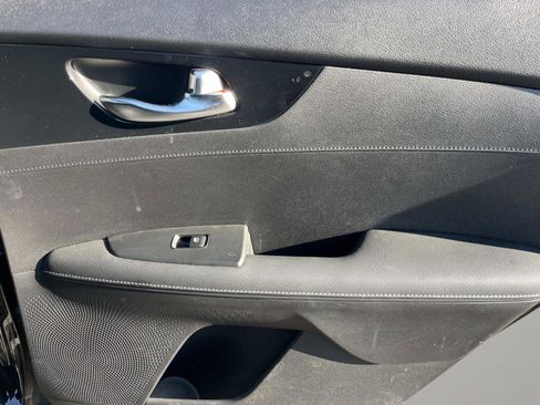 Used 2022 Kia Forte GT-Line w/ GT-Line Premium Package image 21