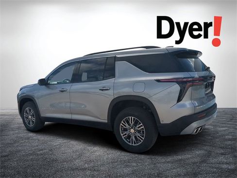 New 2025 Chevrolet Traverse LT w/ Enhanced Driving Package image 6