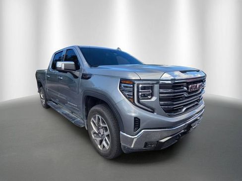 Used 2024 GMC Sierra 1500 SLT AWD/4WD image 5