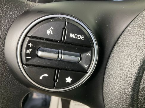 Certified 2023 Kia Soul LX image 21