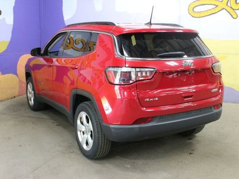 Used 2018 Jeep Compass Latitude w/ Popular Equipment Group AWD/4WD image 6