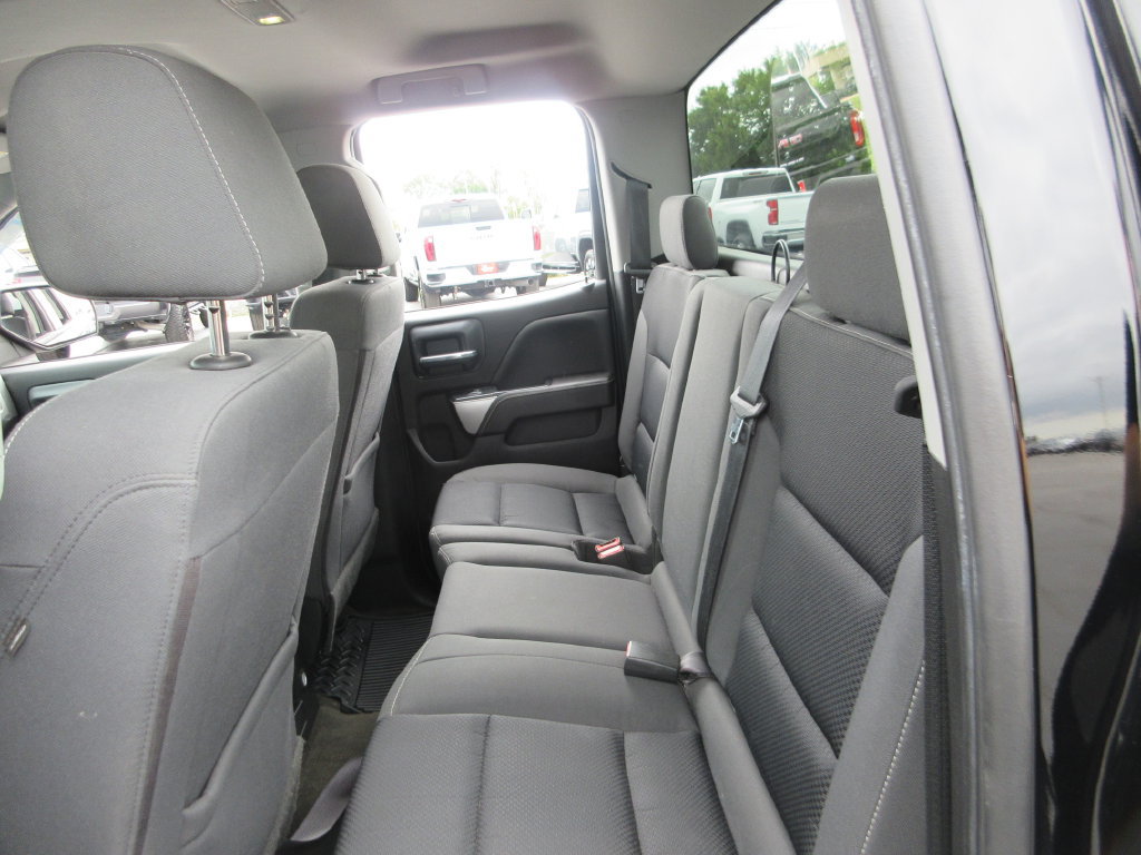 Used 2018 Chevrolet Silverado 1500 LT AWD/4WD image 17