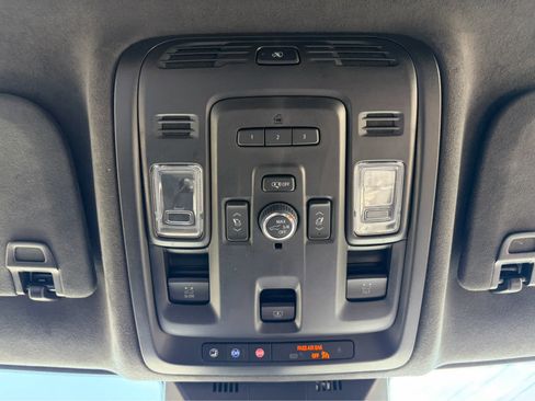 Used 2022 Cadillac Escalade Sport Platinum AWD/4WD image 28