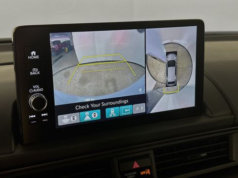 Certified 2025 Honda Pilot TrailSport image 14