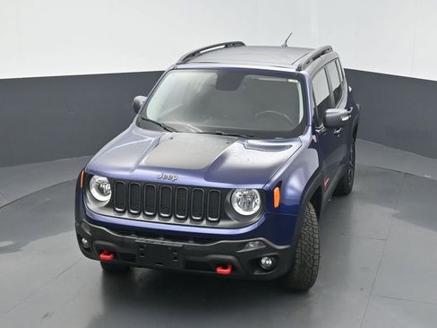Used 2017 Jeep Renegade Trailhawk AWD/4WD image 37