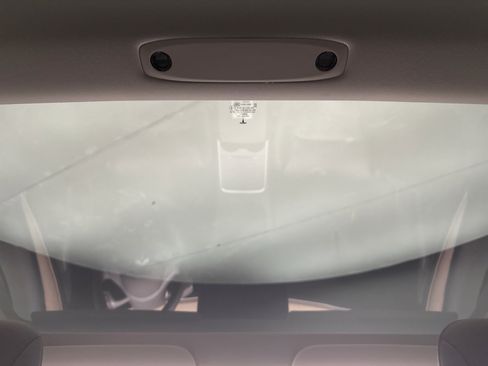 Used 2021 Tesla Model 3 Standard Range Plus image 19