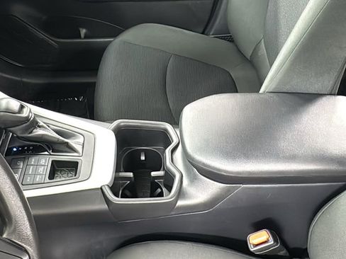 Used 2024 Toyota RAV4 LE image 33