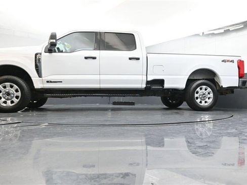 Used 2024 Ford F250 XLT image 33