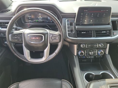 Certified 2022 GMC Yukon SLT w/ SLT Premium Package image 11