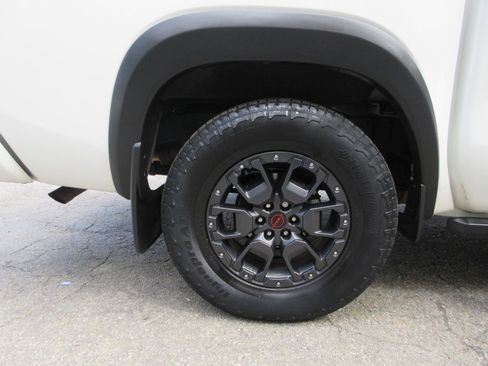 Used 2022 Nissan Frontier PRO-4X w/ Pro-4X Premium Package image 20