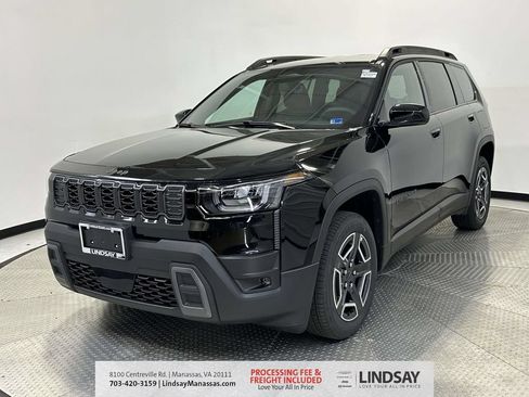 New 2026 Jeep Cherokee Laredo AWD/4WD image 4