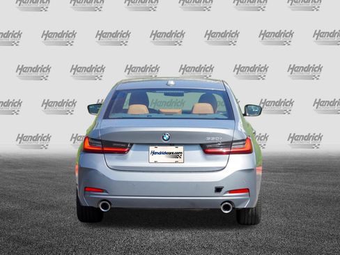 Certified 2025 BMW 330i Sedan RWD image 7