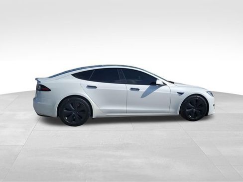 Used 2022 Tesla Model S Plaid AWD/4WD image 3