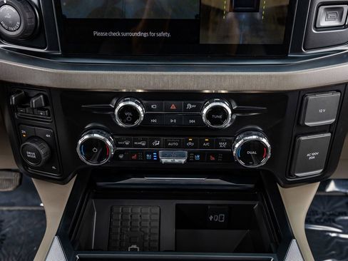 Used 2026 Ford F350 Platinum w/ Platinum Plus Package AWD/4WD image 27