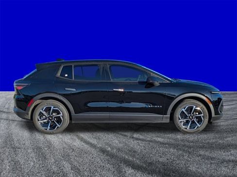Used 2025 Chevrolet Equinox EV LT FWD image 3