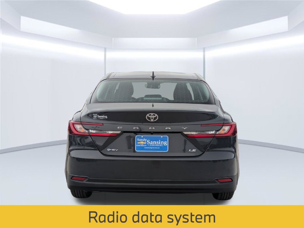 Used 2025 Toyota Camry LE w/ Convenience Package FWD image 5