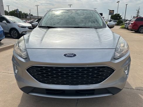 Used 2022 Ford Escape SEL image 8
