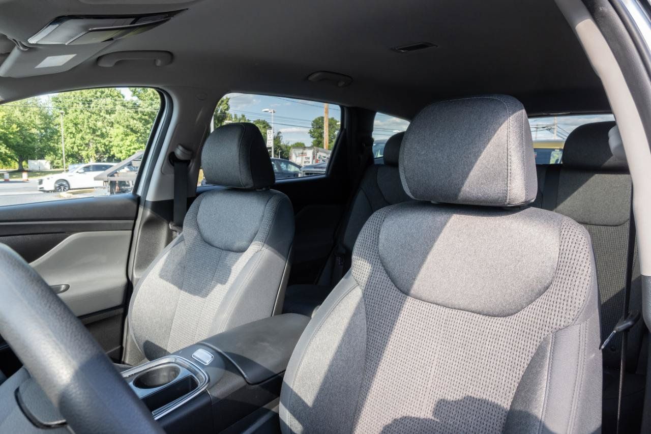 Used 2021 Hyundai Santa Fe SE FWD image 12