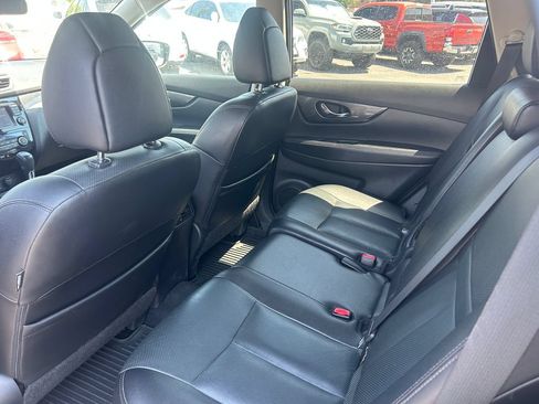 Used 2016 Nissan Rogue AWD image 33