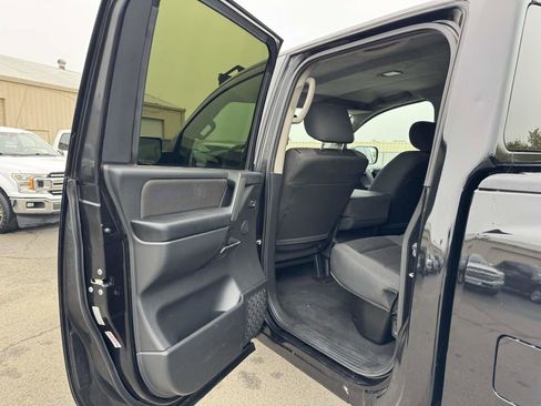 Used 2012 Nissan Titan S image 22