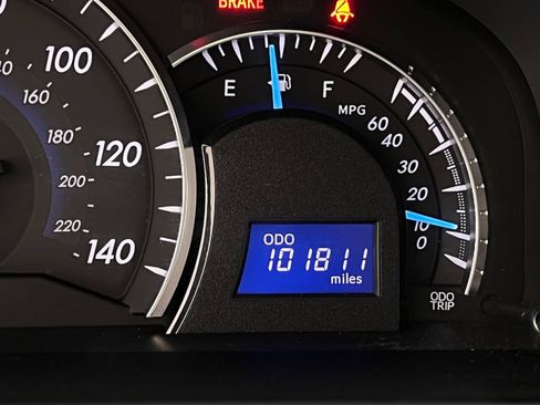Used 2012 Toyota Camry XLE FWD image 20