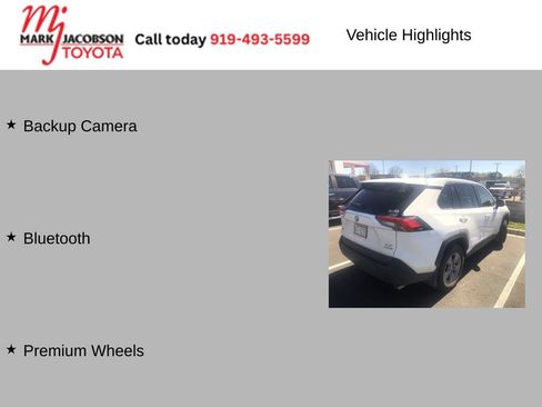 Used 2024 Toyota RAV4 XLE w/ Convenience Package image 5