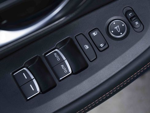 Certified 2026 Honda HR-V Sport image 37