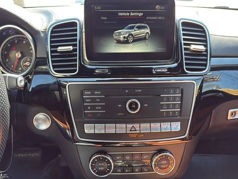 Used 2017 Mercedes-Benz GLS 450 4MATIC image 17