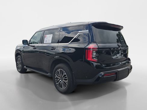 Used 2025 Nissan Armada SL w/ Captain's Chari Seat Package AWD/4WD image 3