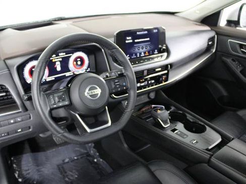 Certified 2021 Nissan Rogue Platinum FWD image 19
