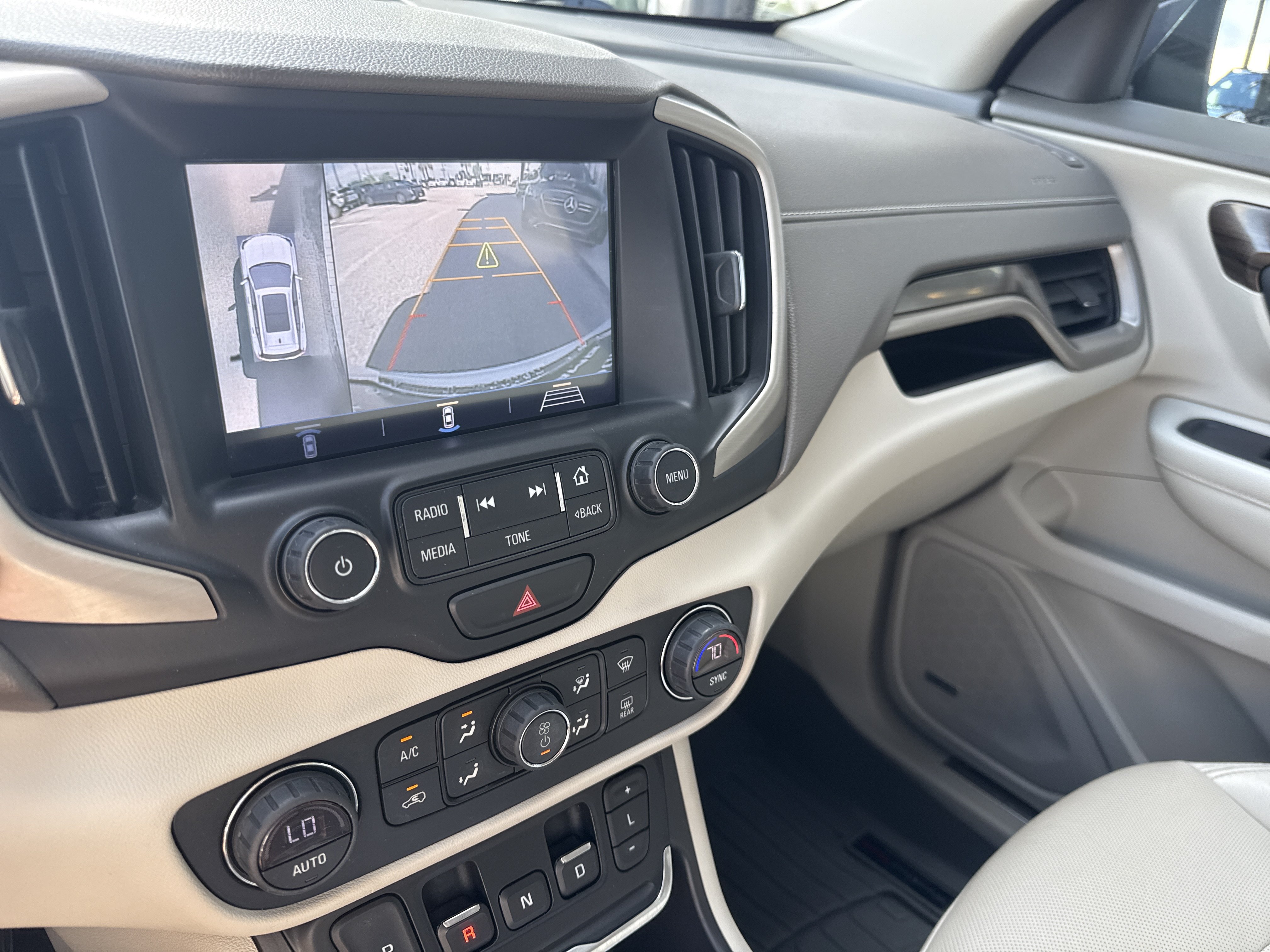Used 2018 GMC Terrain Denali w/ Advanced Safety Package FWD image 11