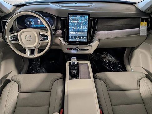 New 2026 Volvo XC90 B6 Ultra w/ Protection Package AWD/4WD image 16