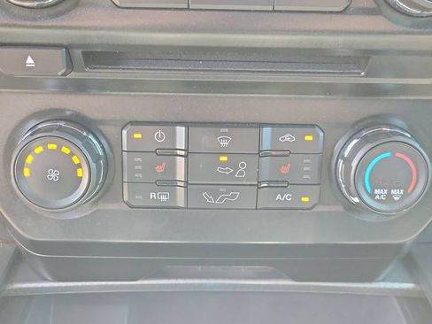 Used 2017 Ford F150 XLT w/ Equipment Group 302A Luxury AWD/4WD image 30