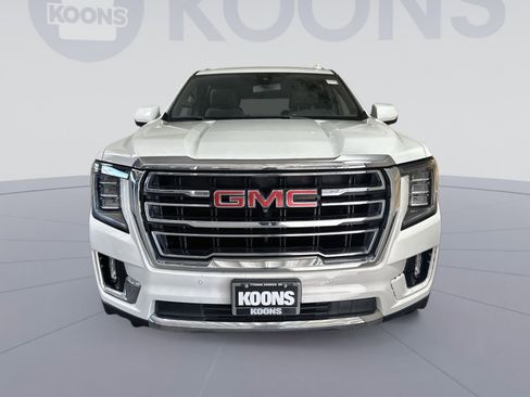 Used 2022 GMC Yukon XL SLT w/ SLT Premium Package image 11