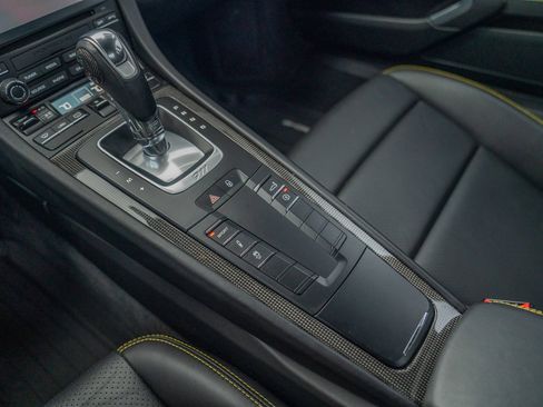 Used 2019 Porsche 911 Carrera S image 20