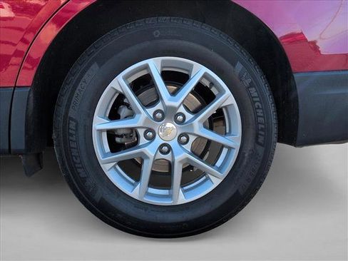 Used 2023 Chevrolet Equinox LT FWD image 23