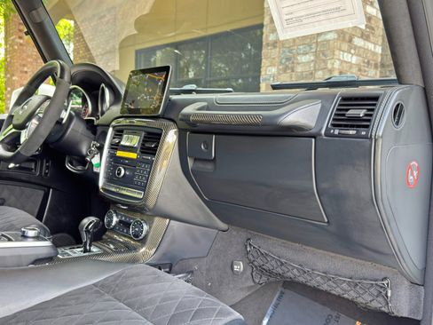 Used 2018 Mercedes-Benz G 550 Squared image 15