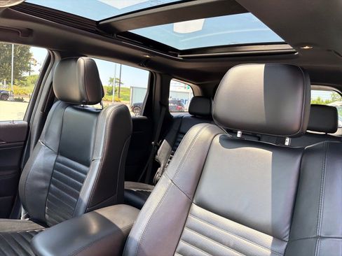 Used 2020 Jeep Grand Cherokee Limited X AWD/4WD image 22