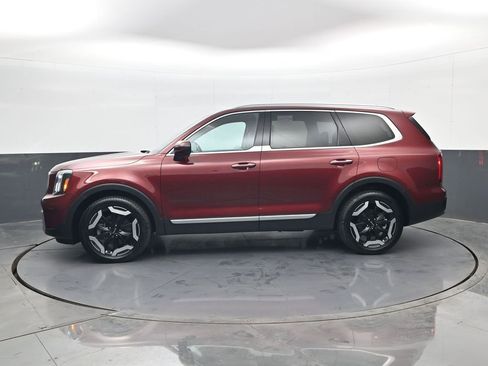Used 2023 Kia Telluride S AWD/4WD image 8