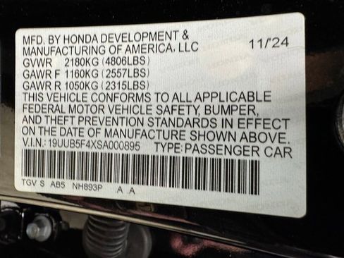 Used 2025 Acura TLX w/ Technology Package image 30