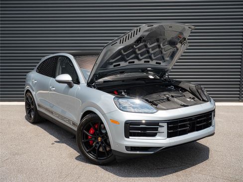 Certified 2026 Porsche Cayenne S AWD/4WD image 35