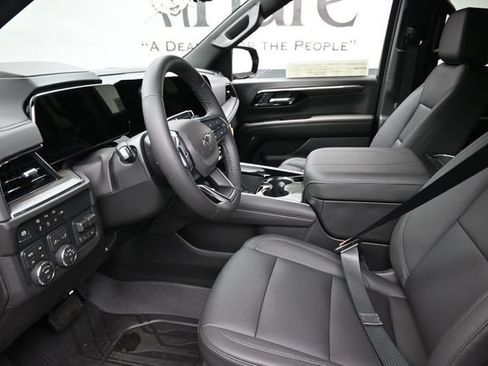 New 2026 Chevrolet Tahoe Z71 w/ Z71 Off-Road Package AWD/4WD image 8